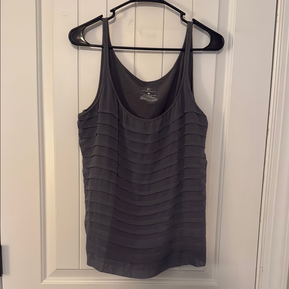 Gray‎ Sleeveless NY&Co Layered Top